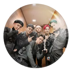 پیکسل بزرگ گروه اکسو EXO