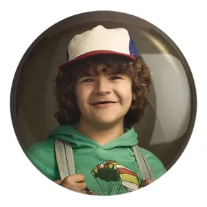 پیکسل بزرگ داستین سریال استرنجر تینگز Stranger Things