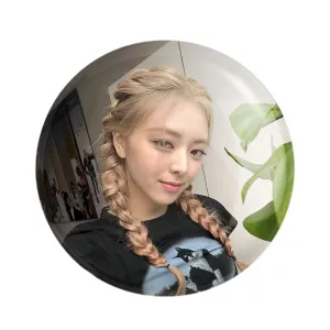 پیکسل یونا گروه ایتزی ITZY