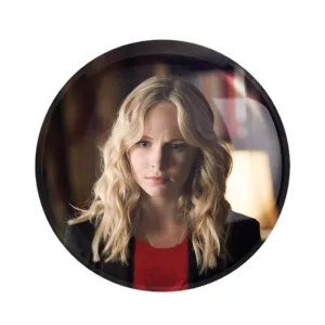 پیکسل کارولاین فوربز خاطرات یک خون آشام The Vampire Diaries