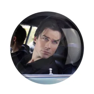 پیکسل دیمون سالواتوره خاطرات یک خون آشام  The Vampire Diaries