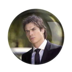 پیکسل دیمون سالواتوره خاطرات یک خون آشام  The Vampire Diaries