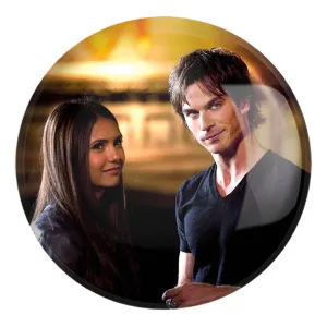 پیکسل بزرگ دیمون و الینا خاطرات یک خون آشام  The Vampire Diaries