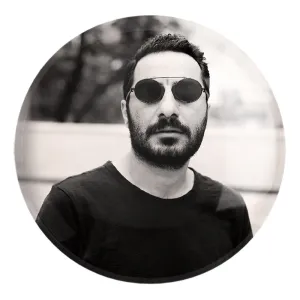 پیکسل بزرگ نوید محمدزاده