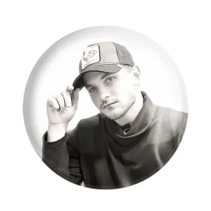 مگنت دارا حیایی