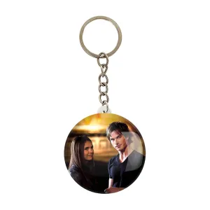 جاکلیدی دیمون و الینا خاطرات یک خون آشام  The Vampire Diaries