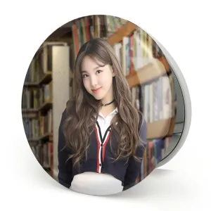 آینه تاشو نایون گروه توایس TWICE