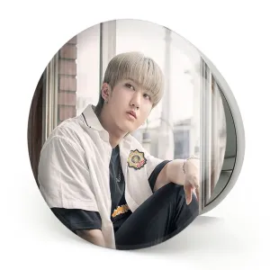 آینه تاشو چانگبین گروه استری کیدز Stray Kids