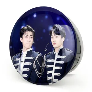 آینه تاشو گروه اکسو EXO