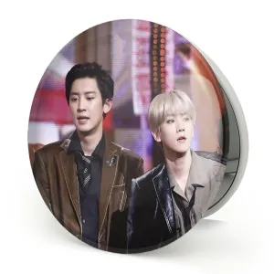 آینه تاشو گروه اکسو EXO
