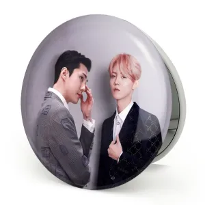 آینه تاشو گروه اکسو EXO