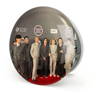 آینه تاشو گروه بی تی اس BTS