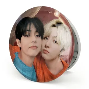 آینه تاشو تهیونگ و جونگ کوک ویکوک گروه بی تی اس BTS