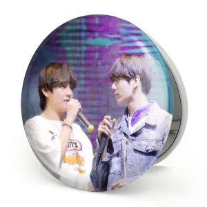 آینه تاشو تهیونگ و جونگ کوک ویکوک گروه بی تی اس BTS