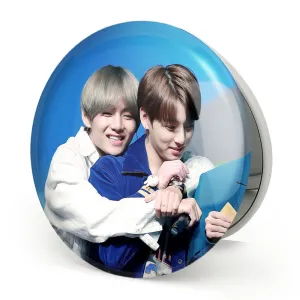 آینه تاشو تهیونگ و جونگ کوک ویکوک گروه بی تی اس BTS