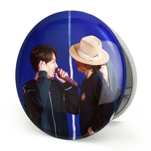 آینه تاشو تهیونگ و جونگ کوک ویکوک گروه بی تی اس BTS
