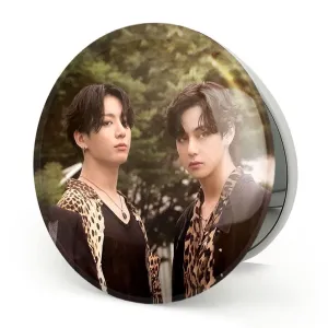 آینه تاشو تهیونگ و جونگ کوک ویکوک گروه بی تی اس BTS