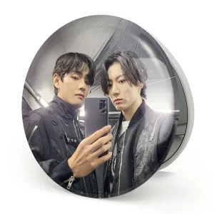 آینه تاشو تهیونگ و جونگ کوک ویکوک گروه بی تی اس BTS