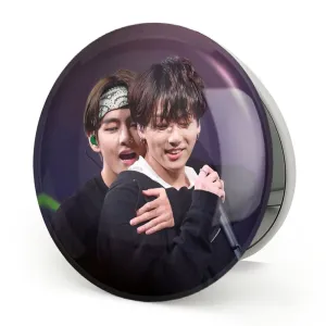 آینه تاشو تهیونگ و جونگ کوک ویکوک گروه بی تی اس BTS