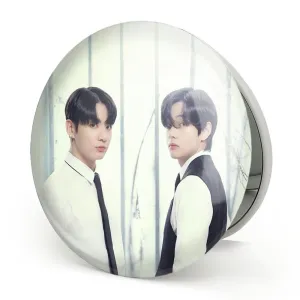 آینه تاشو تهیونگ و جونگ کوک ویکوک گروه بی تی اس BTS