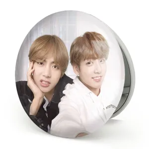 آینه تاشو تهیونگ و جونگ کوک ویکوک گروه بی تی اس BTS