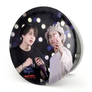 آینه تاشو تهیونگ و جونگ کوک ویکوک گروه بی تی اس BTS