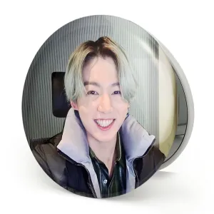 آینه تاشو جونگ کوک Jung Kook گروه بی تی اس BTS