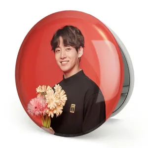 آینه تاشو جونگ کوک Jung Kook گروه بی تی اس BTS