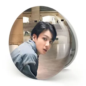 آینه تاشو جونگ کوک Jung Kook گروه بی تی اس BTS