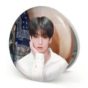 آینه تاشو جونگ کوک Jung Kook گروه بی تی اس BTS