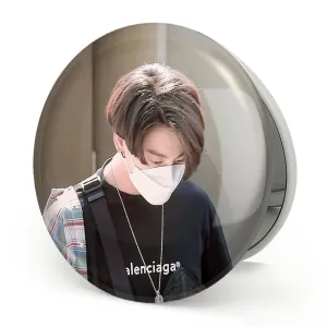 آینه تاشو جونگ کوک Jung Kook گروه بی تی اس BTS