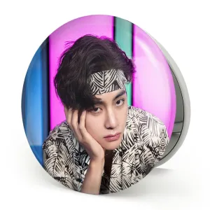 آینه تاشو تهیونگ وی Taehyung گروه بی تی اس BTS