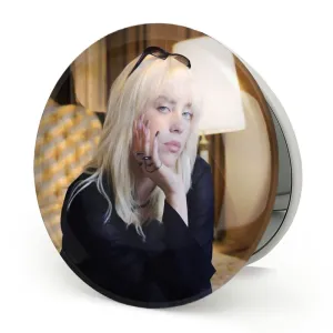 آینه تاشو بیلی آیلیش Billie Eilish