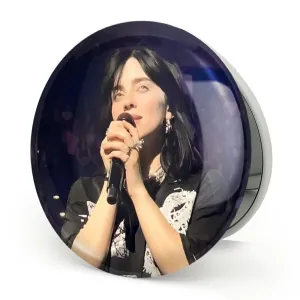 آینه تاشو بیلی آیلیش Billie Eilish