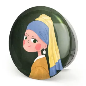آینه تاشو دختری با گوشواره مروارید