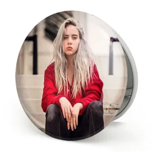 آینه تاشو بیلی آیلیش Billie Eilish