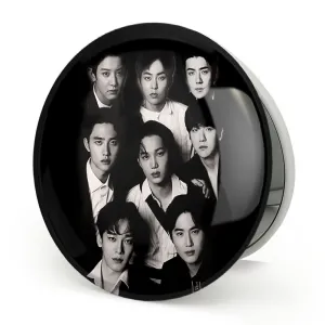 آینه تاشو گروه موسیقی اکسو EXO