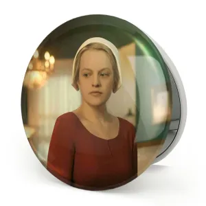 آینه تاشو سریال سرگذشت یک ندیمه The Handmaid's Tale