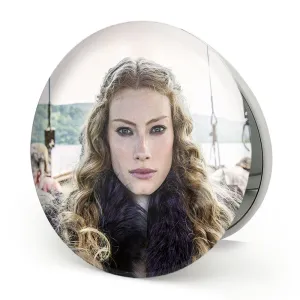 آینه تاشو آسلاگ سریال وایکینگ ها Vikings
