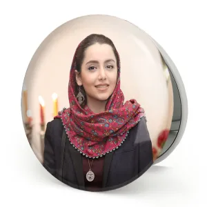 آینه تاشو نازنین بیاتی
