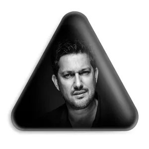 پیکسل مثلثی حامد بهداد