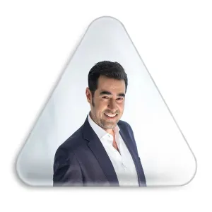 پیکسل مثلثی شهاب حسینی