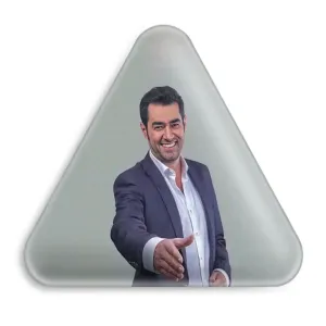 پیکسل مثلثی شهاب حسینی