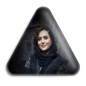 پیکسل مثلثی پریناز ایزدیار