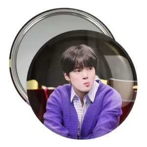 آینه جیبی مینهیوک گروه مانستا اکس MONSTA X