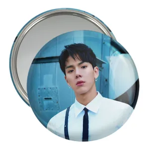 آینه جیبی شونو گروه مانستا اکس MONSTA X