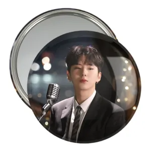آینه جیبی کیهیون گروه مانستا اکس MONSTA X