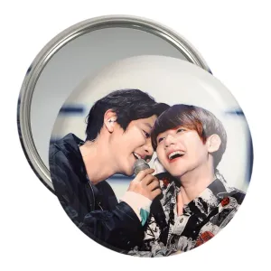 آینه جیبی گروه اکسو EXO