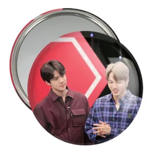 آینه جیبی گروه اکسو EXO