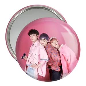 آینه جیبی گروه اکسو EXO